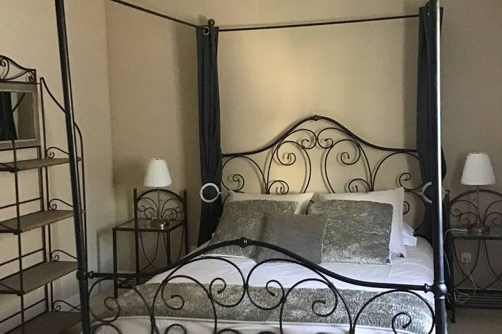 Location de vacances pour 5 personnes, avec terrasse à Chênehutte-Trèves-Cunault