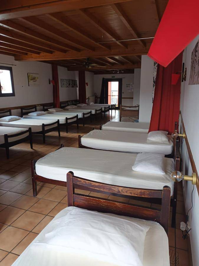 Single Bed in Mixed Dormitory Room in Saint-Jean-Pied-de-Port, Région de Bayonne