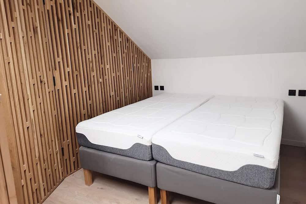 Grose Ferienwohnung mit Pool und 5 minuten Fahrzeit zum Strand in Groede, Zeeuwse Kust