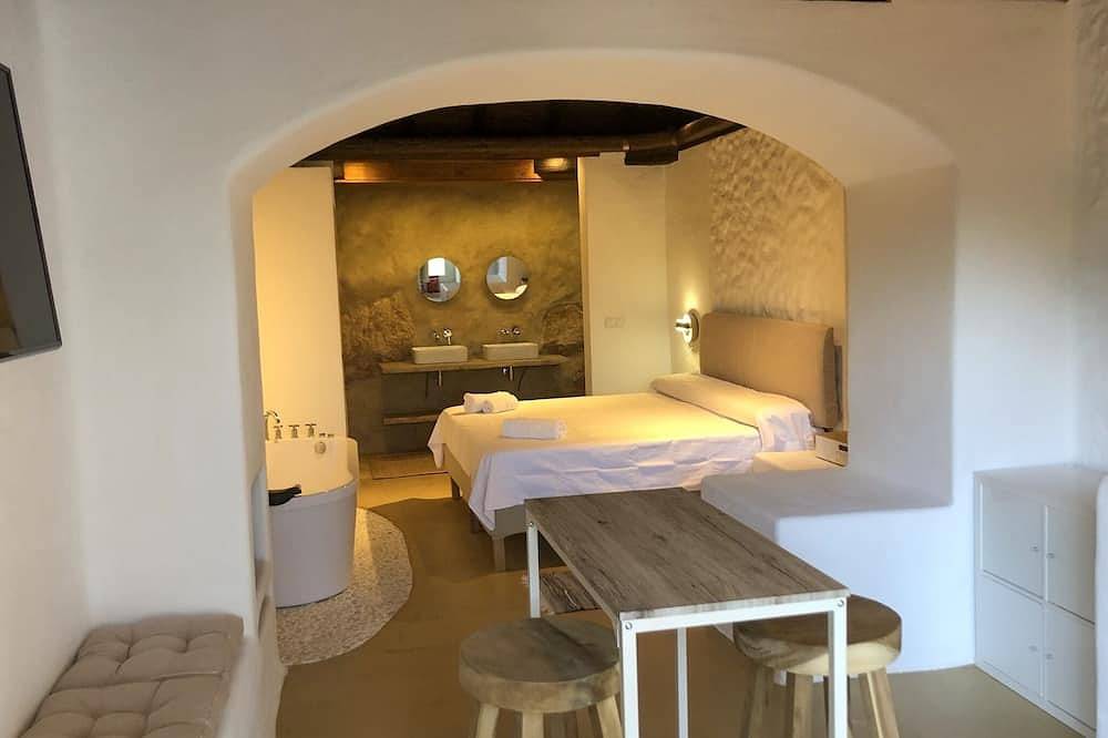 Cave House El Naranjo Rocabella Private Pool in Álora, Málaga Province