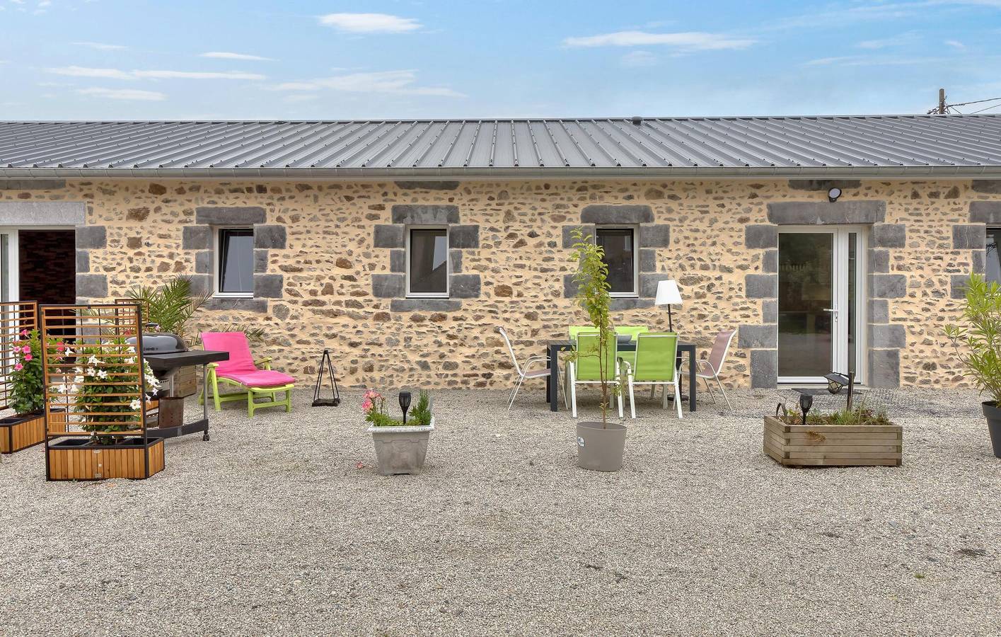 Appartement confortable au bord de la mer avec WiFi, TV, Parking in Gouville-sur-Mer, Région de Coutances