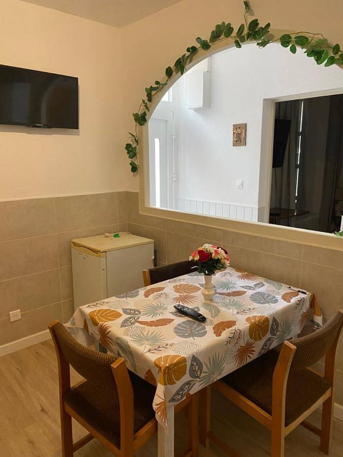 Appartement entier, Appartement Kylie in Néris-les-Bains, Région de Montluçon