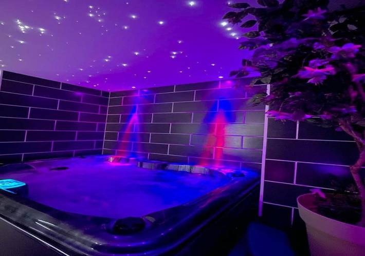Appartement de vacances pour 2 personnes, avec jacuzzi et terrasse