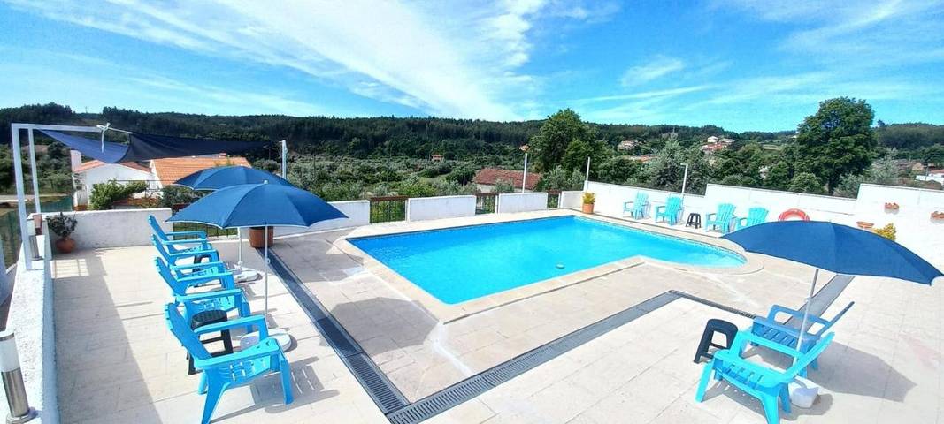 Casa de férias para 2 pessoas, com Terraço e Jardim e ainda Piscina and Vista em Pedrógão Grande