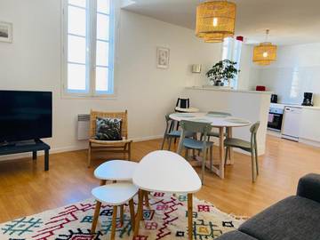 Gîte pour 2 personnes, avec vue dans Cite Medievale