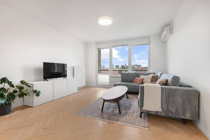 Ferienwohnung für 3 Personen, mit Balkon in Bratislava
