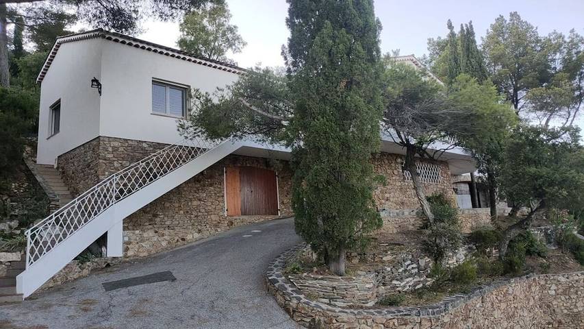 Villa pour 6 personnes, avec jardin ainsi que piscine et terrasse à La Croix-Valmer