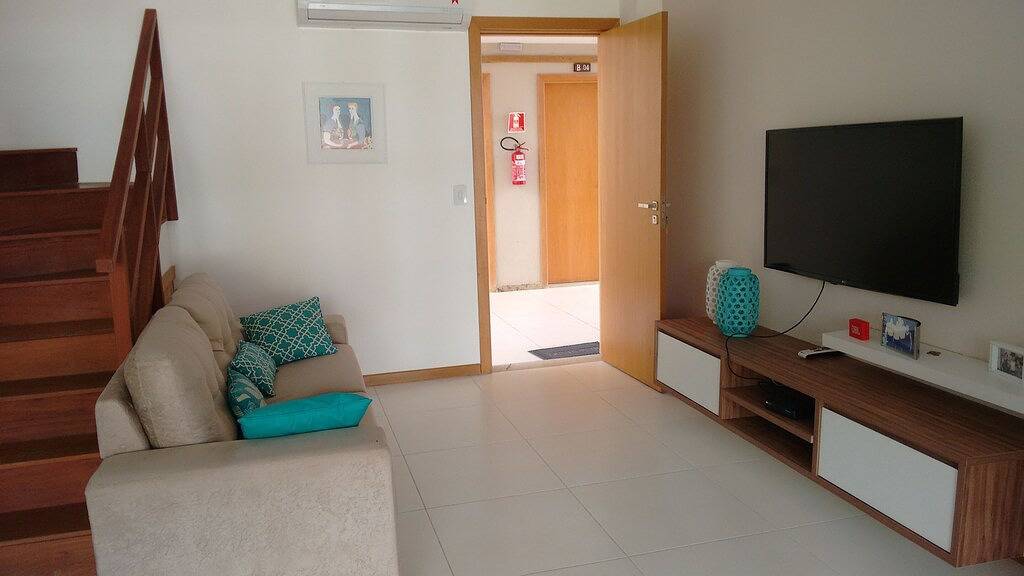 Vilage Duplex mit 115m2 mit 3 Schlafzimmern (2 Suiten) in Wohnanlage. in Itacimirim, Camaçari