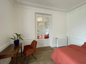 Chambre d’hôte pour 2 personnes, avec terrasse à La Celle-sous-Gouzon