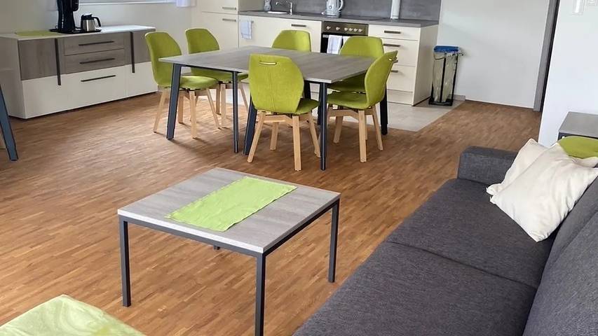 Ferienwohnung für 8 Personen, mit Balkon in Oerlinghausen