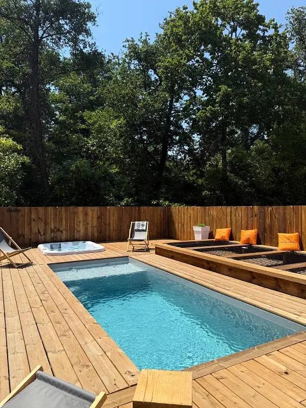 Maison de vacances pour 8 personnes, avec Terrasse et Jacuzzi ainsi que Jardin et Piscine à Martillac