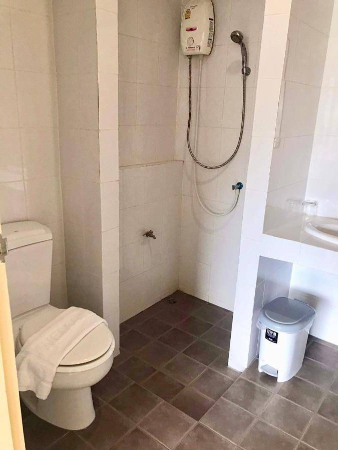 Maison d’hôte pour 3 personnes, avec terrasse à Kata Beach - 2