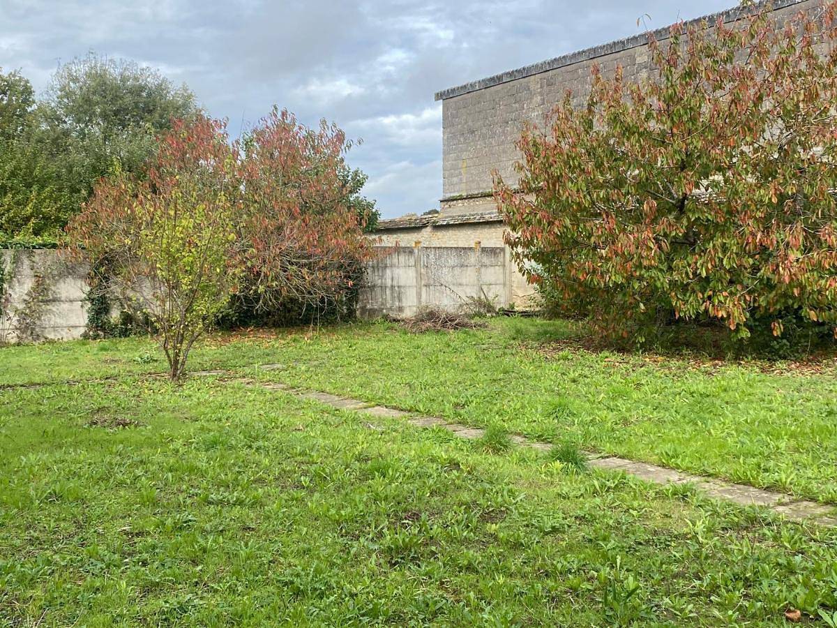 Le Gîte de Puiseaux Demeure de Prestige avec Jardin et Garage in Puiseaux, Région de Pithiviers