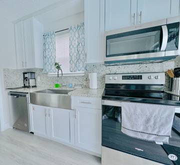 Vacation Home for 8 Guests in Fort Lauderdale, Broward County, Picture 3