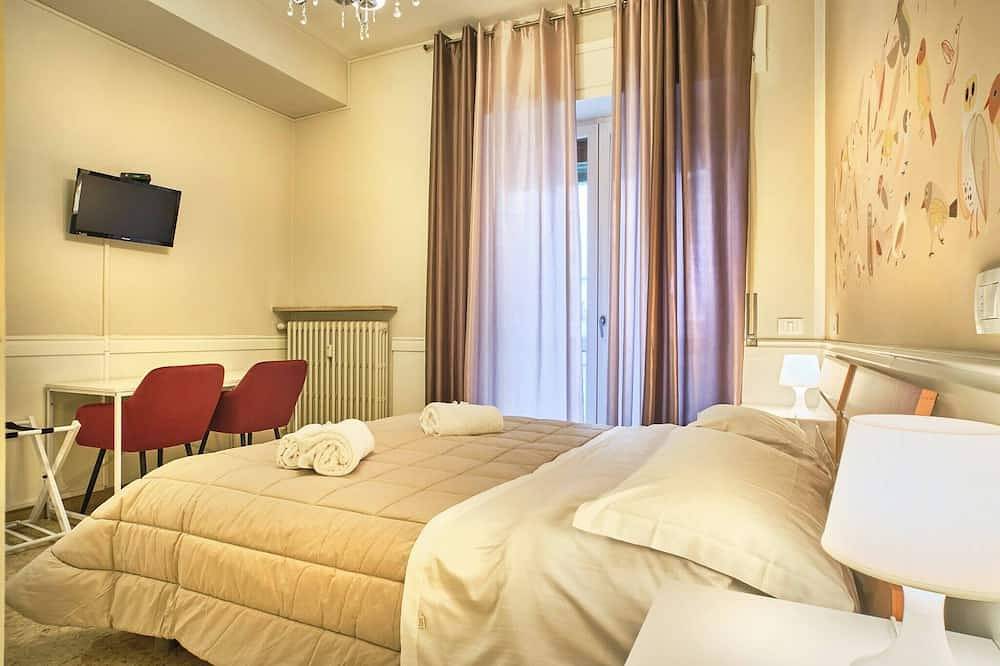 -Stanza rossa bagno condiviso e cucina - Voliera in Vérone, Province de Vérone