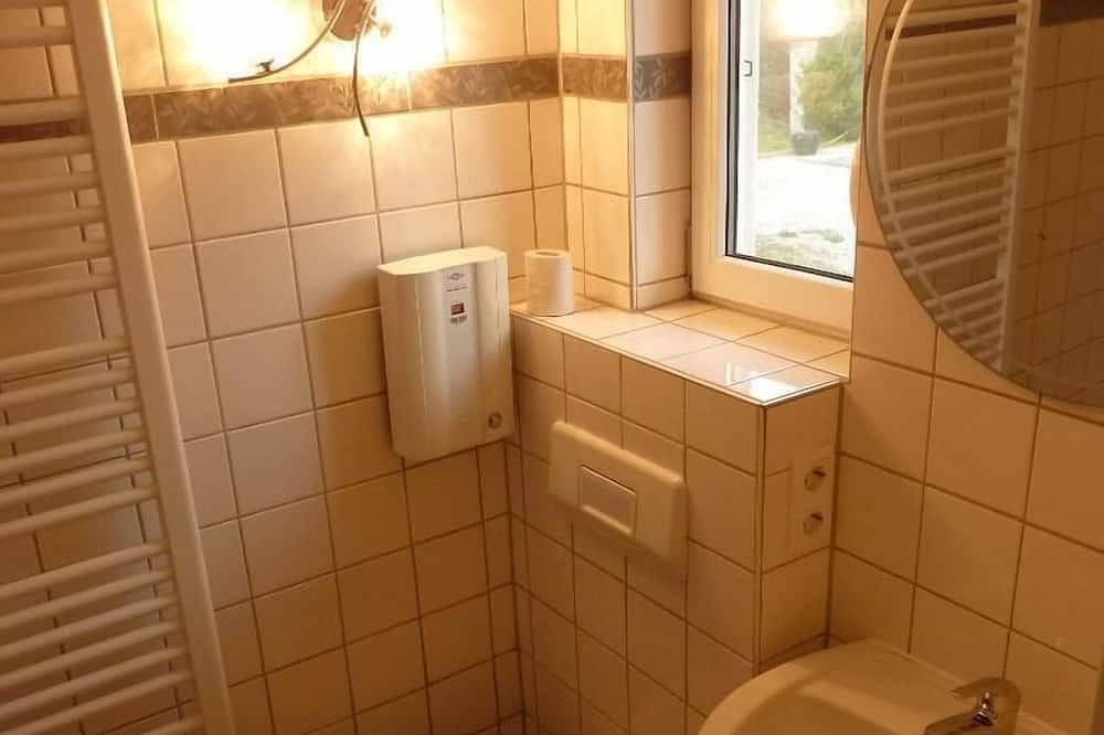 Ganze Wohnung, Ferienhaus in unmittelbarer Umgebung der Wellnessoase Bad Füssing in Bad Füssing, Bayerische Golf und Thermenland
