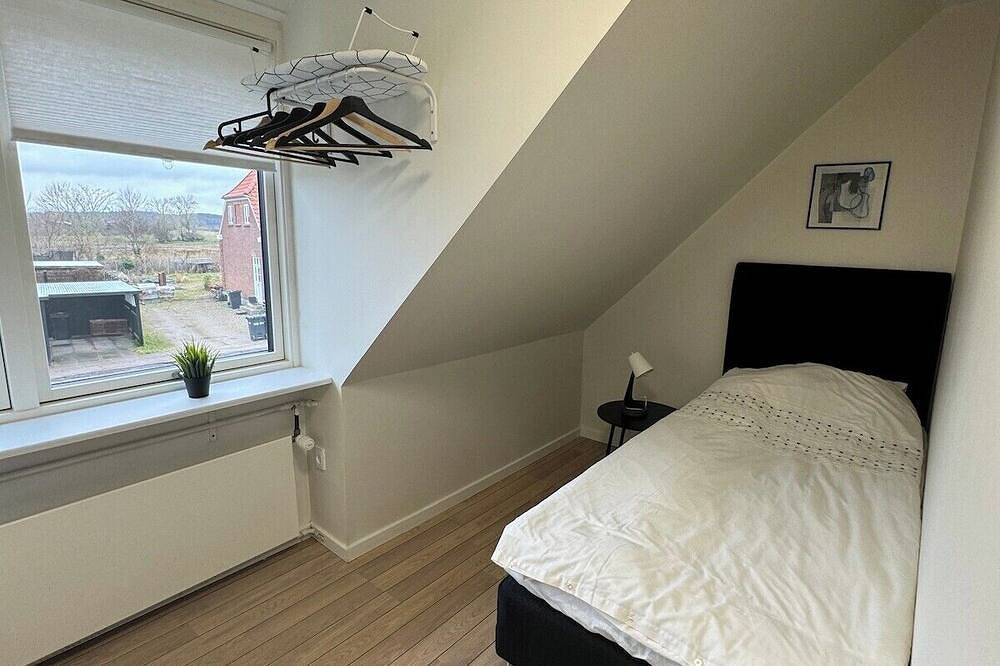 Geheel appartement, The Butterfly - Elegant Odense Retreat with Rooftop Views & Room for 7 in Odense, Odense en omgeving