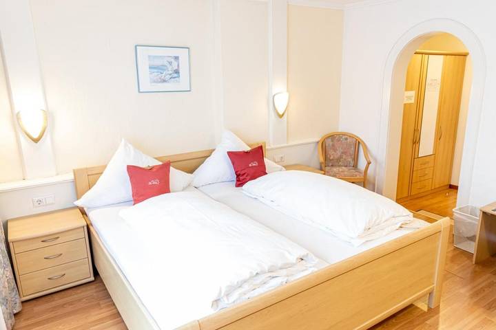 Hotel für 2 Personen, mit Balkon und Terrasse sowie Whirlpool und Garten in Hauzenberg - 2