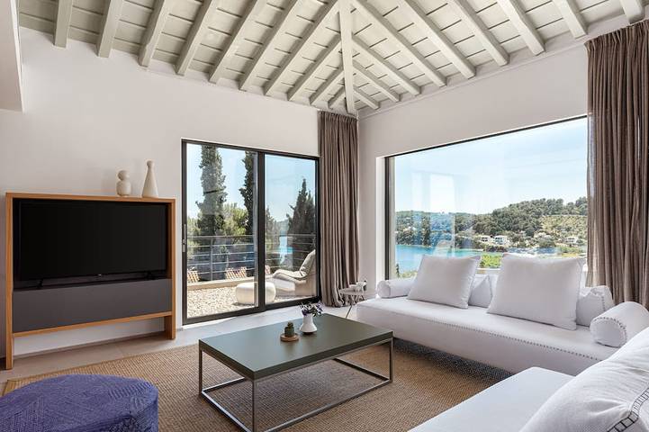 Ferienhaus für 4 Personen, mit Balkon und Whirlpool sowie Pool und Sauna auf Skiathos