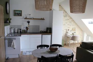 Gîte pour 4 personnes, avec terrasse dans La Pouëze