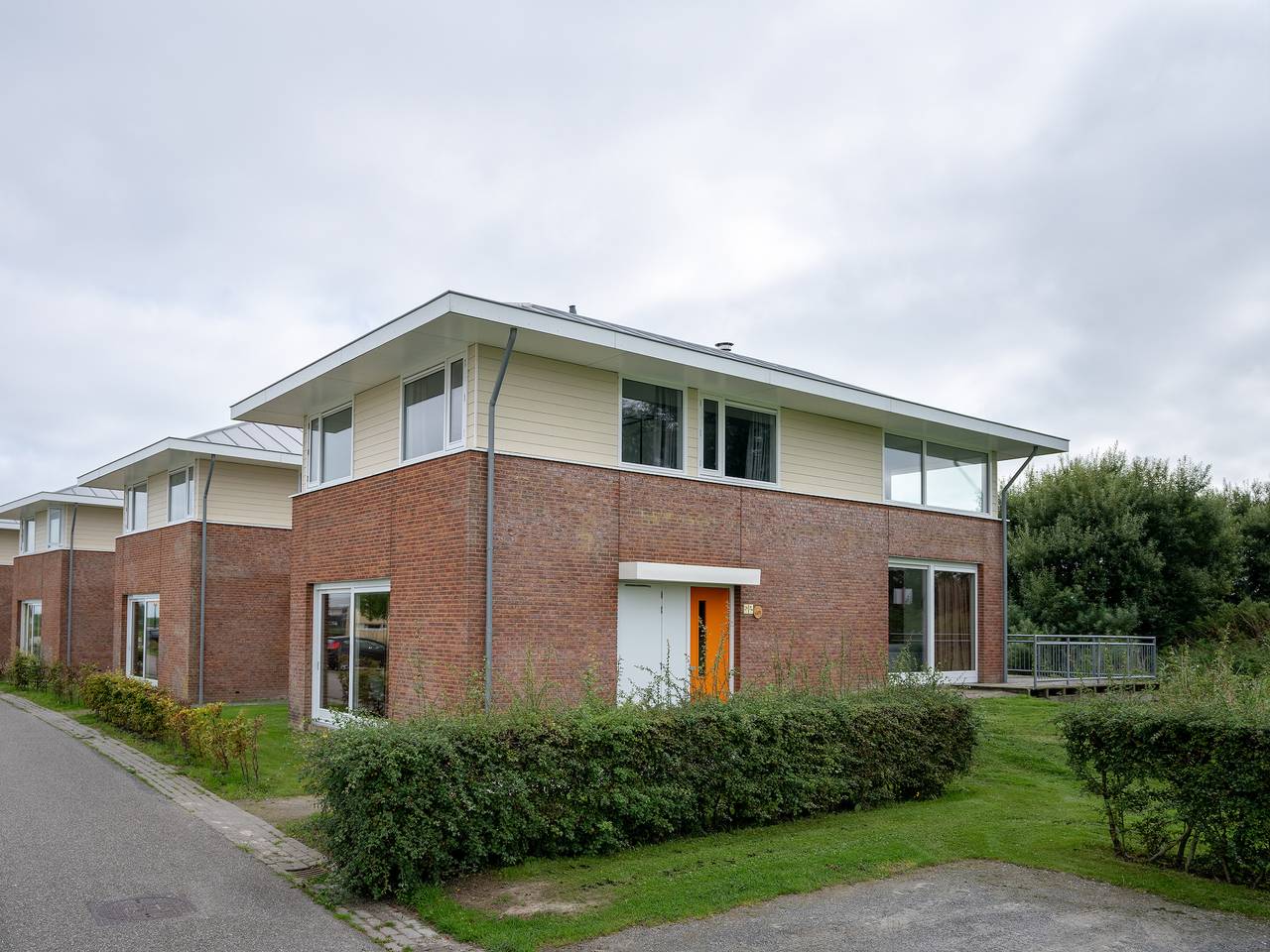 Bungalow für 8 Personen mit Balkon/Terrasse in Oostmahorn, Dongeradeel