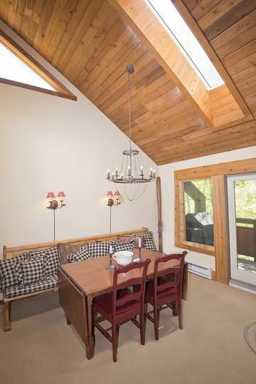 Vacation Apartment for 6 Guests in Vail, Northwest Colorado, Picture 1