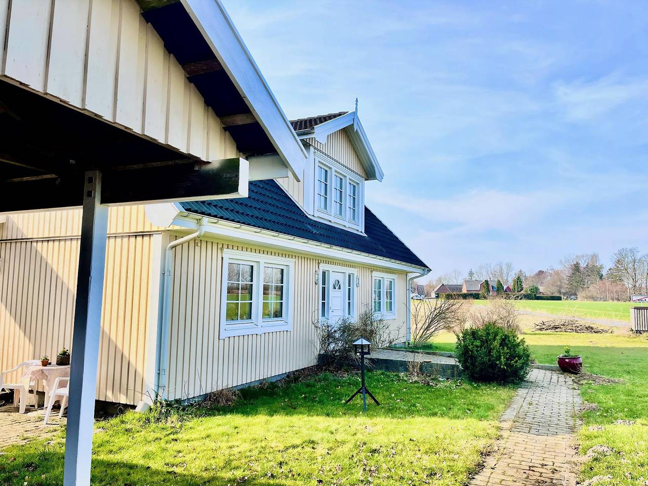 Große Villa auf dem Land nahe dem Strand in Faxe Ladeplads, Schwedische Ostsee