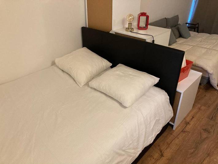 Location de vacances pour 4 personnes, avec vue ainsi que terrasse et jardin à Pessac - 4