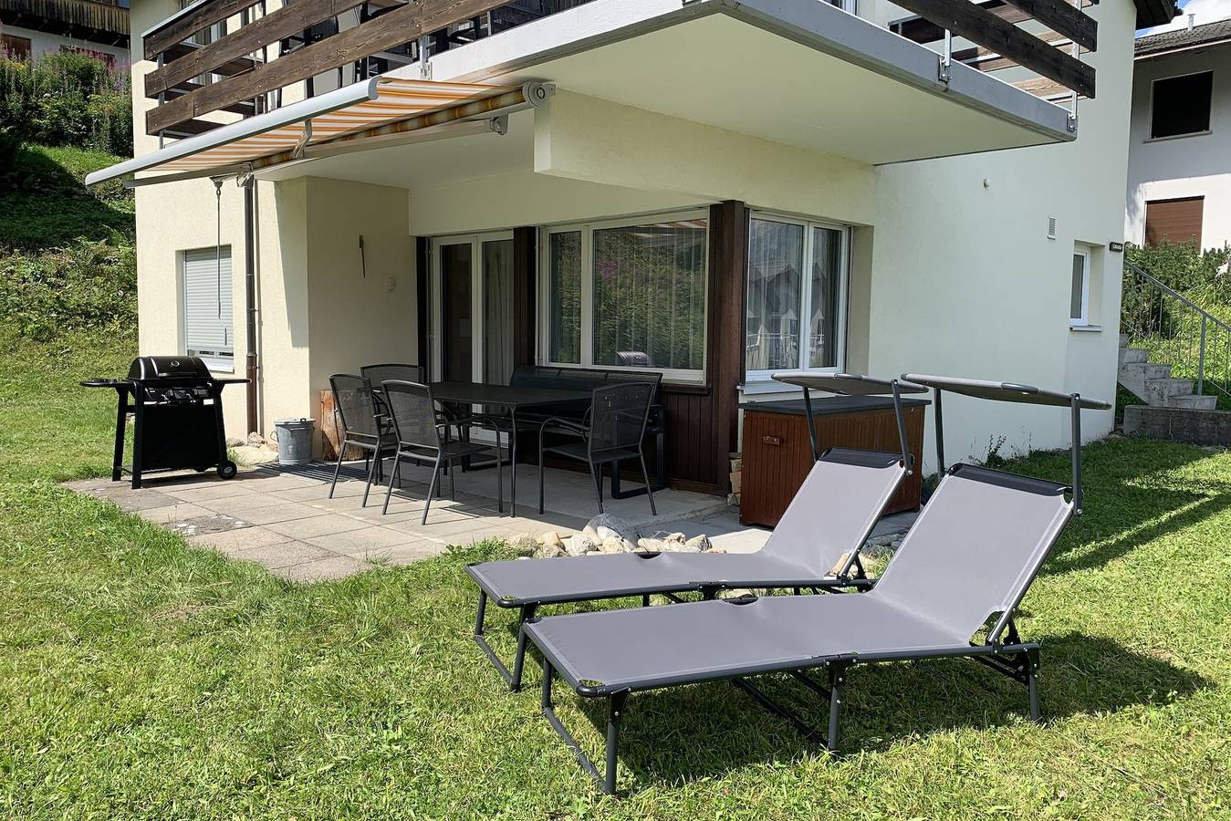 Ganze Ferienwohnung, Haus Linaria (Charmingstay) - 3-Zimmer Parterrewohnung in Flumserberg, Flums
