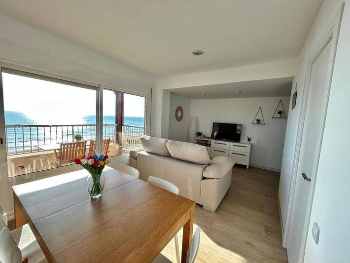 Apartamento para 4 personas, con Balcón y Terraza además de Jardín y Piscina en Sueca