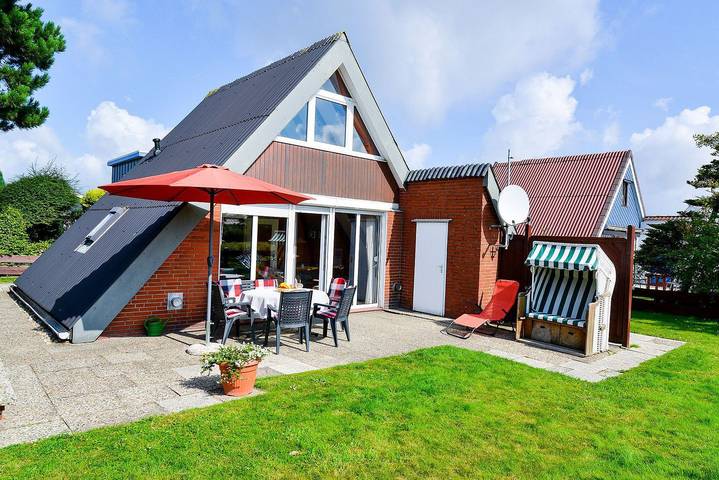 Ferienhaus für 4 Personen, mit Terrasse und Garten sowie Ausblick in Duhnen