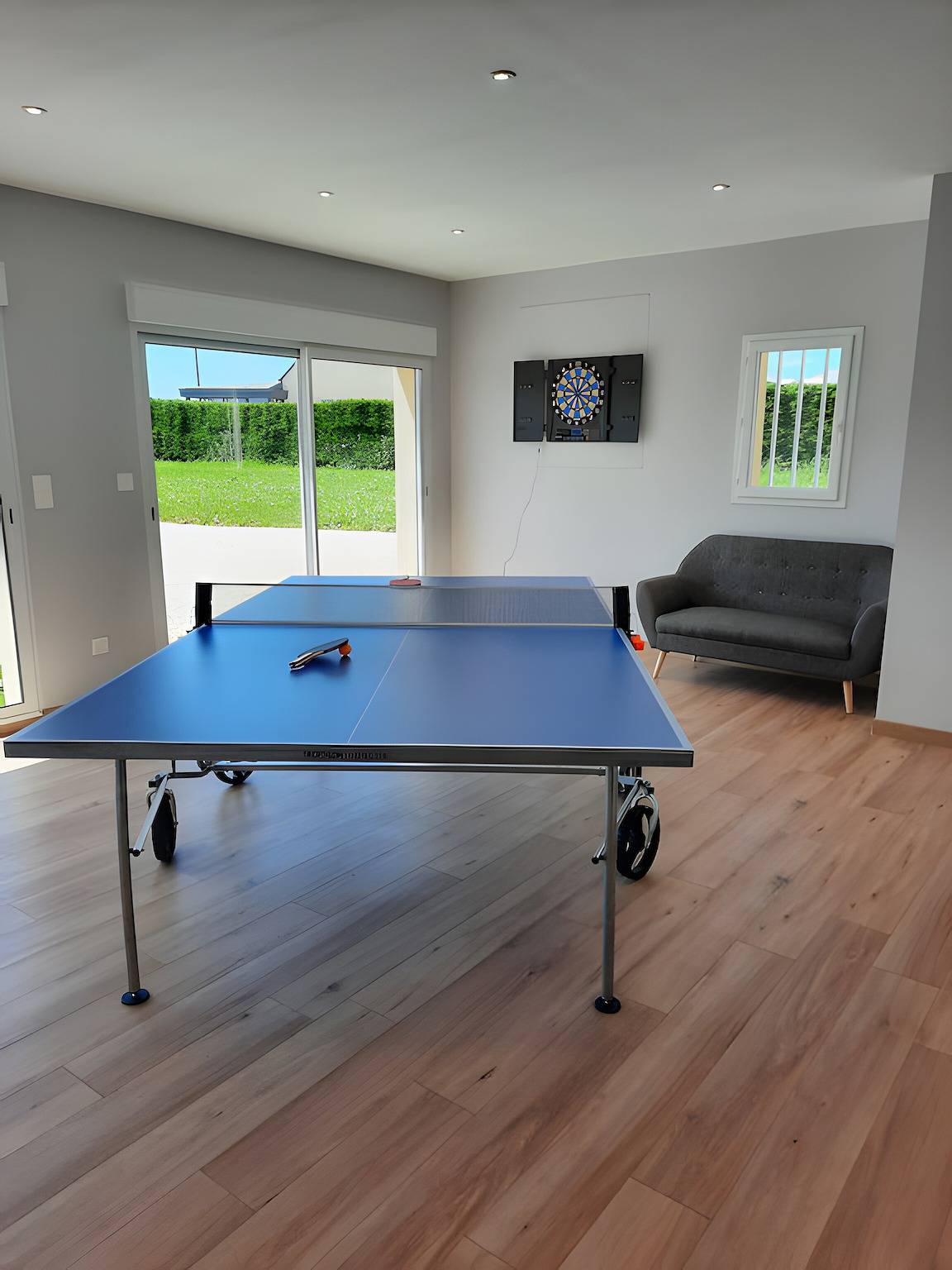 Maison de vacances « Gîte avec salle de jeux » avec terrasse, jardin privés et Wi-Fi in Montfarville, Région de Cherbourg