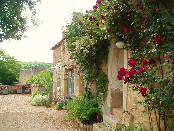 Gîte pour 10 personnes, avec piscine et terrasse