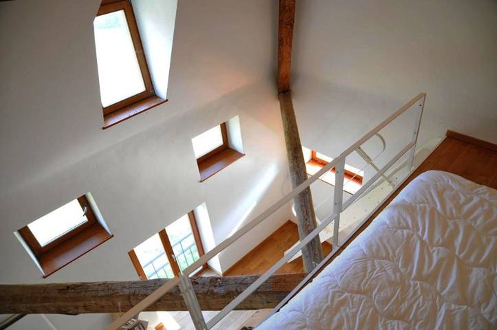 Location de vacances pour 9 personnes, avec vue ainsi que sauna et jardin, animaux acceptés à Ciney - 4