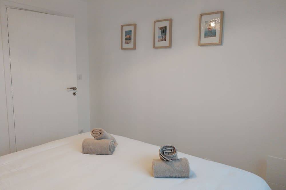 Entire apartment, La Dune Blanche - Apartment - 2bedroom - 4beds in Merlimont Plage, Merlimont