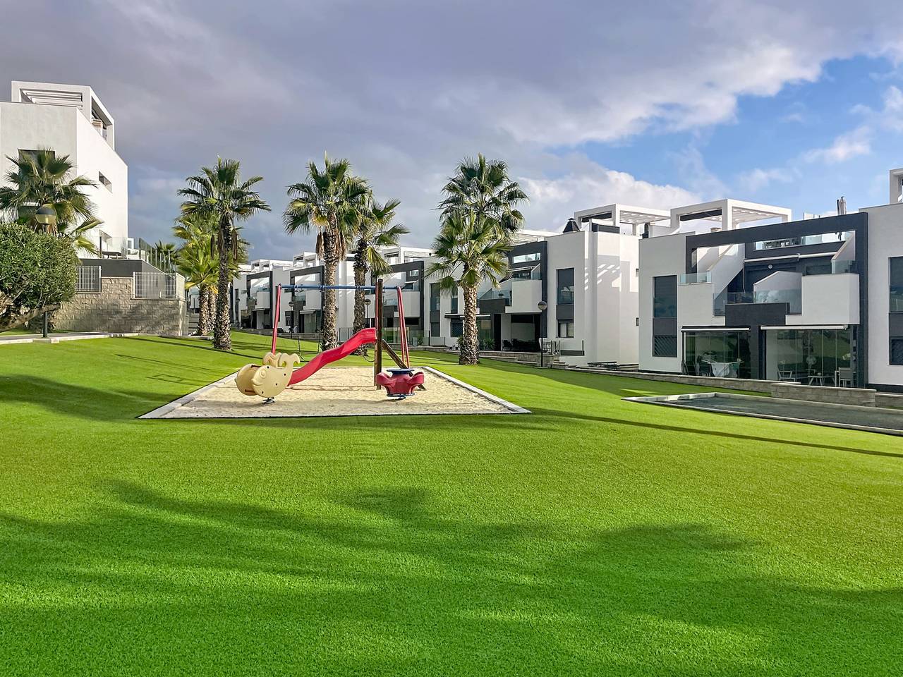 Hel lägenhet, Lägenhet för 6 Personer med pool in Torrevieja, Costa Blanca