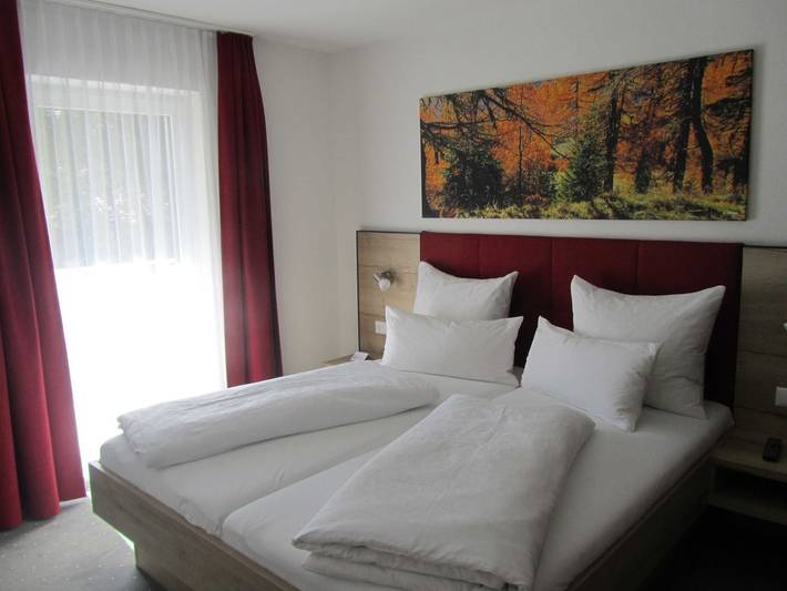 Ferienwohnung für 4 Personen, mit Balkon und Ausblick in Nauders - 2