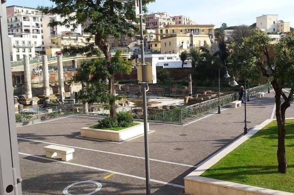 Entire apartment, Holiday apartment Pozzuoli for 1 - 6 persons with 1 bedroom - Holiday apartment in one or multi-fami in Pozzuoli, Naples Province