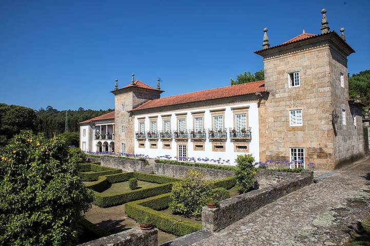 Gîte pour 20 personnes, avec Balcon et Jardin