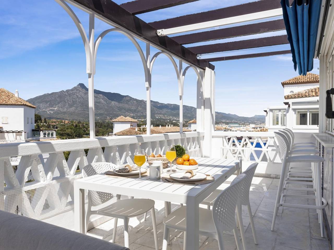 Entire holiday apartment, Apartment in Playas del Duque for 2 people| Casa Sevilla 604 in Medina Gardens, Marbella