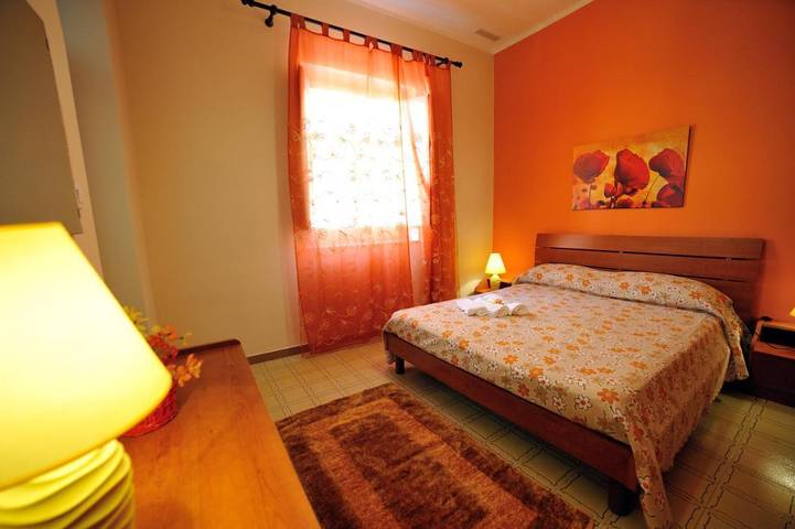 Ferienhaus für 6 Personen, mit Terrasse und Ausblick, mit Haustier in Terrasini