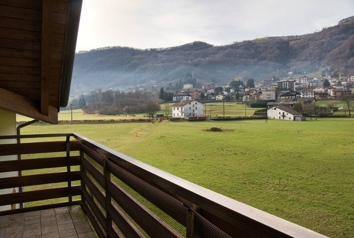 Appartamento intero, Family Escape in the Mountains in Comune di Pasturo, Prealpi Bergamasche Occidentali