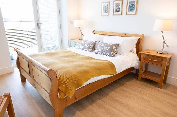 2 Kippford Slipway -  a house that sleeps 6 guests  in 3 bedrooms in Kippford, Dumfries und Galloway