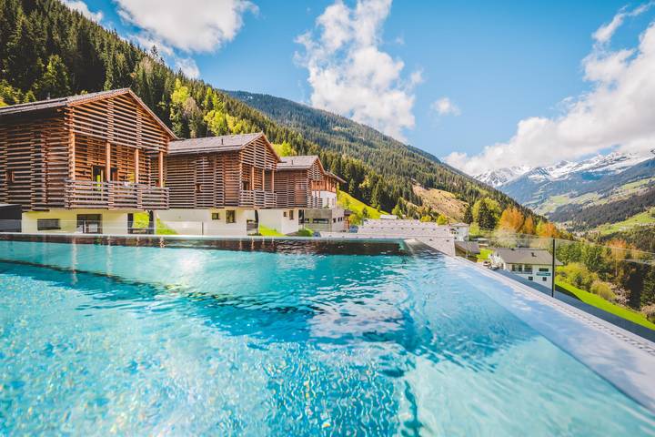 Hotel für 2 Personen, mit Terrasse und Garten sowie Pool und Sauna in See - 3