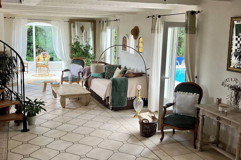 Beautiful, spacious villa—perfect for a summer vacation for 5–6 people - in Le Rouret, Mittelmeerküste (Frankreich)