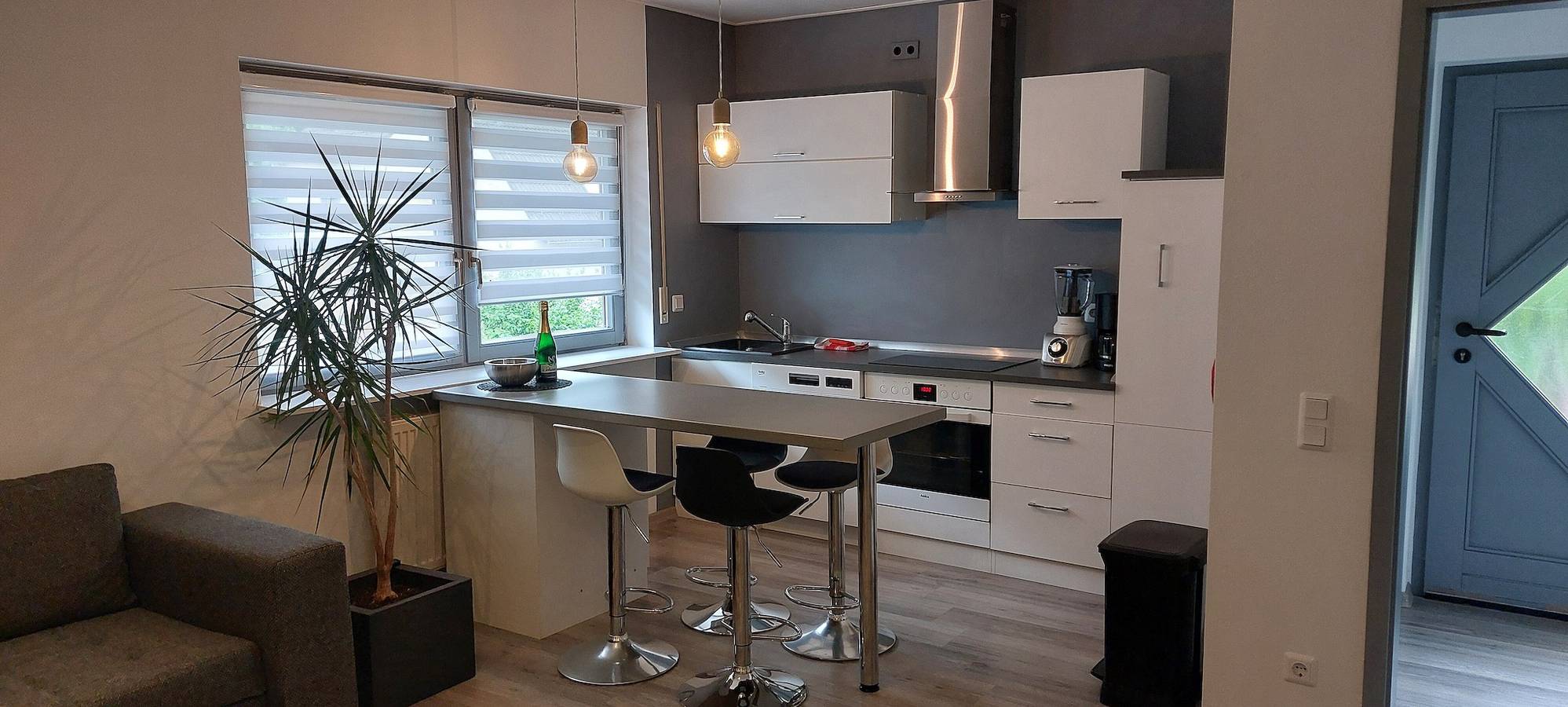 Ganze Wohnung, Apartment im Pfälzerwald mit privater Terrasse, Wlan und Waldrandlage in Waldleiningen (Pfalz), Saar-Nahe-Bergland