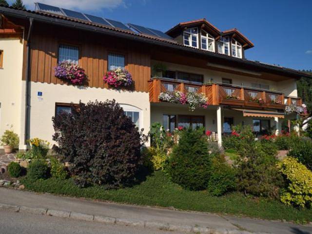 Ferienwohnungen Fam.Grill - Ferienwohnung Fernblick in Schönberg (Bayern), Ostbayern