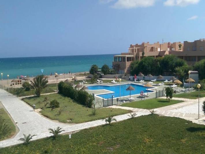 Ferienhaus für 4 Personen, mit Pool und Garten sowie Terrasse