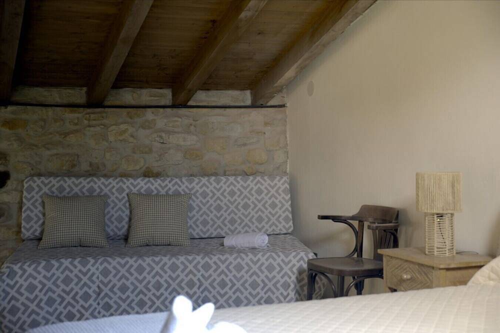 Cabin with Garden - El Choco de Zalo 13601 in Bareyo, Kantabrische Küste