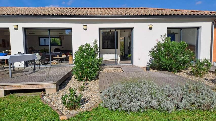 Chambre d’hôte pour 2 personnes, avec jardin ainsi que vue et terrasse à Hourtin - 3